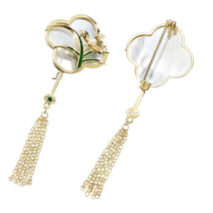 National style fan, freshwater pearl tassel temperament, magnolia flower, high-end natural mother of pearl, luxurious retro jacket brooch