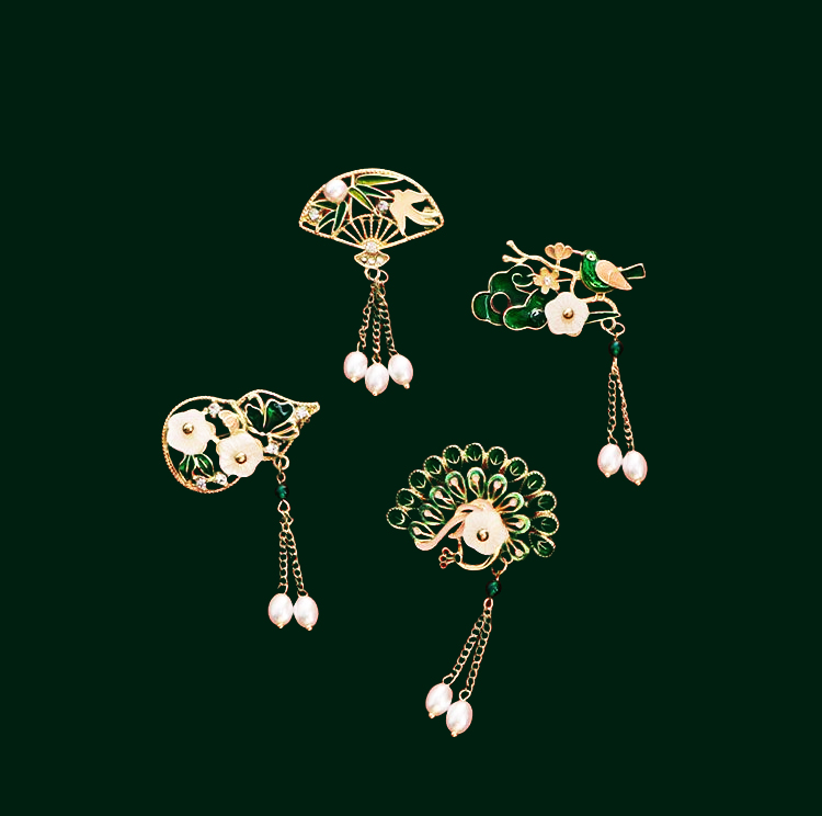 New retro brooch palace chest flower shell flower Chinese temperament tassel elegant pin Hanfu qipao accessories