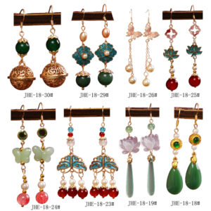New Chinese style Chinese style ear clip earrings, ancient style Hanfu earrings, retro style cool long earrings, cheongsam tassel women