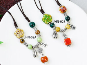 Necklaces & Pendants for Women
